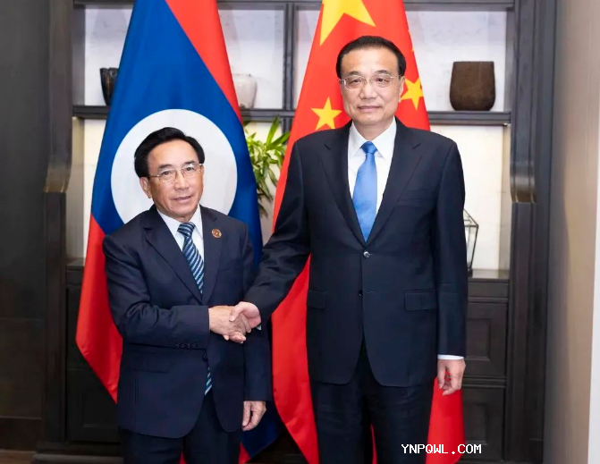 李克強會見老撾總理潘坎