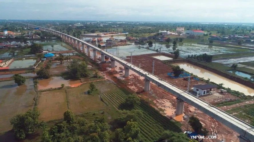 中老鐵路貨物運(yùn)輸?shù)暮ｊP(guān)怎么處理